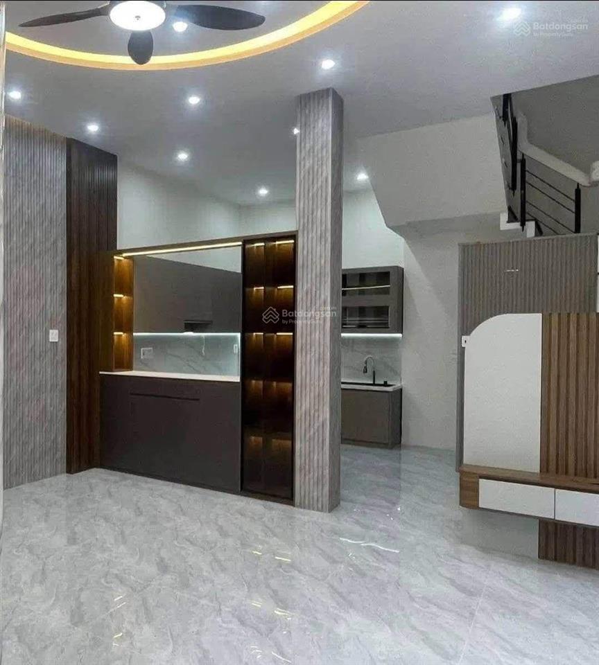 Bán nhà mặt tiền kinh doanh 3 tầng mới tại quy nhơn