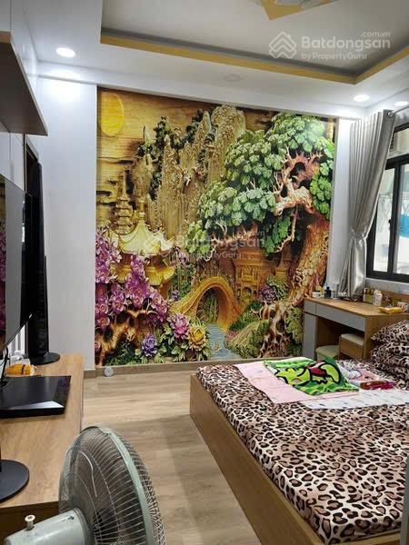 Bán ch green river, q8 72m2 view sông thoáng mát  sổ hồng  2pn