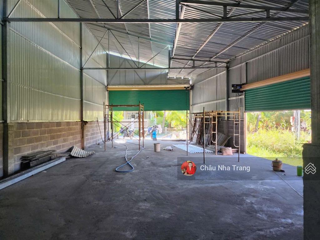 Bán đất tặng nhà xưởng diên an. dt 156m2 chỉ 3tỷ239