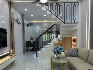 Chủ bán gấp nhà còn mới nguyễn trọng tuyển (2ty6)  p8  phú nhuận. dt 45m2 (3.2x14). sổ riêng