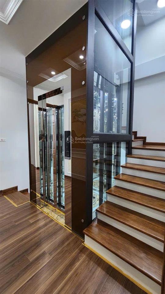 Bán nhà hoàng quốc việt 62m x 6 tầng thang máy phân lô ô tô tránh kinh doanh 26.5 tỷ