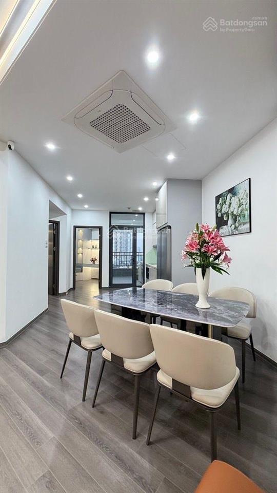 Đẳng cấp rộng ở đỉnhchung cư 03pnmặt phố hoàng đạo thuý