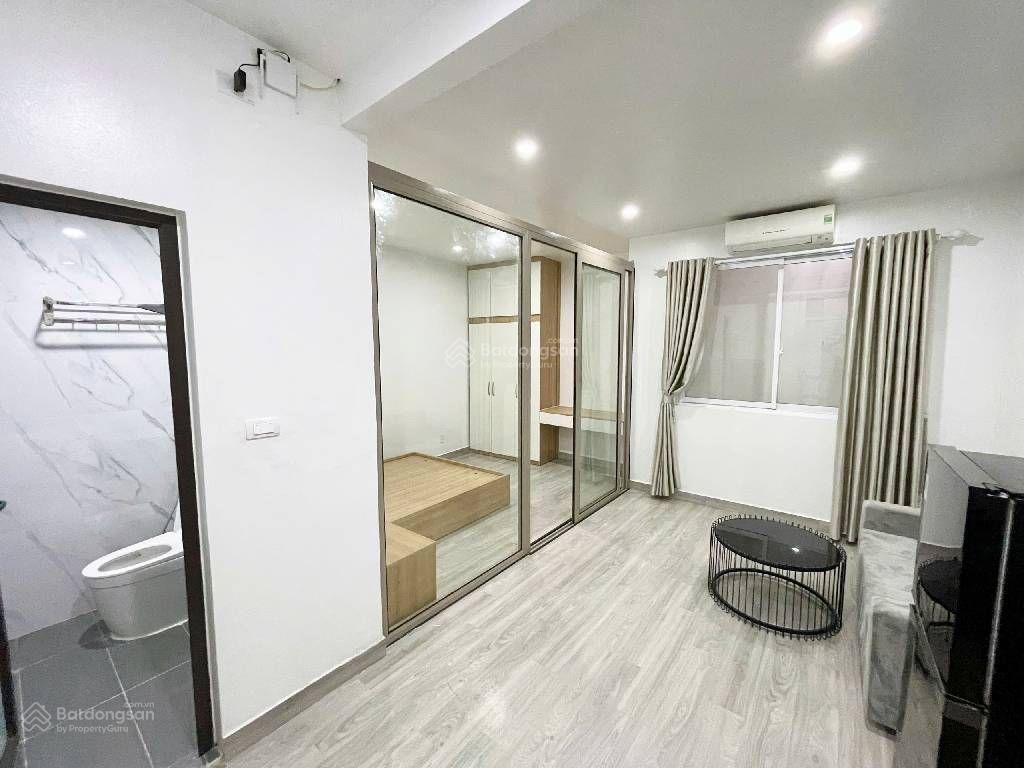 Vip cầu giấy  5 tầng ô chờ thang máy  dòng tiền ổn định  ở sướng cho thuê lời