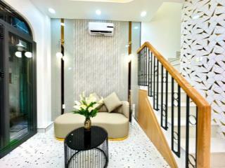 Bán gấp nhà riêng 24m2, 5,25 tỷ tại huỳnh văn bánh, phú nhuận, hcm