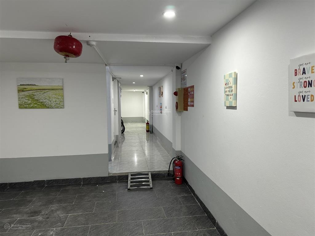 Ccmn 6 tầng thang máy  lô góc  cách 1 nhà ra phố  đầy đủ giấy phép  10 phòng khép kín