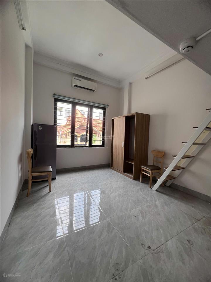 Ccmn 6 tầng thang máy  lô góc  cách 1 nhà ra phố  đầy đủ giấy phép  10 phòng khép kín