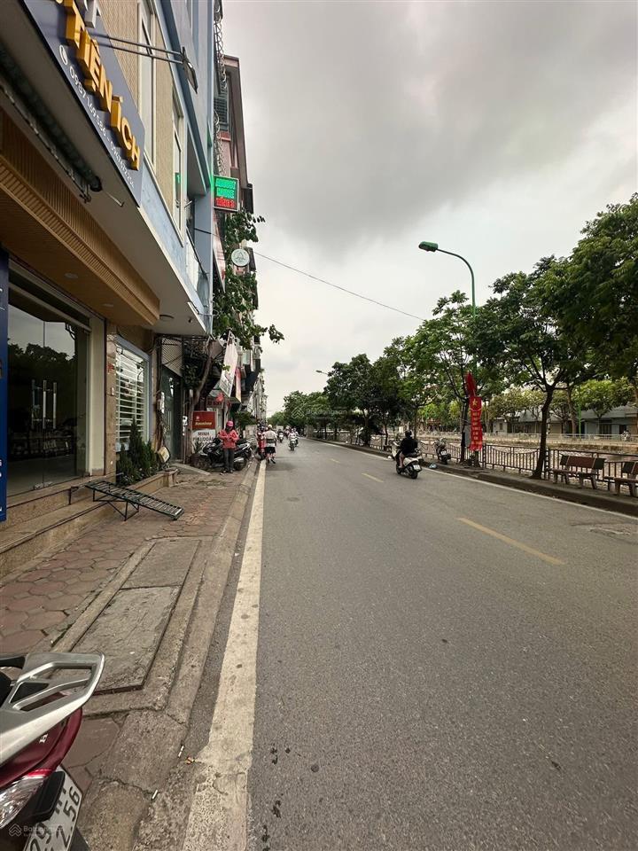 Nhà mặt phố lô góc nguyễn lân  trường chinh  hà kế tấn không quy hoạch 53m2 25 tỷ vỉa hè 2 bên