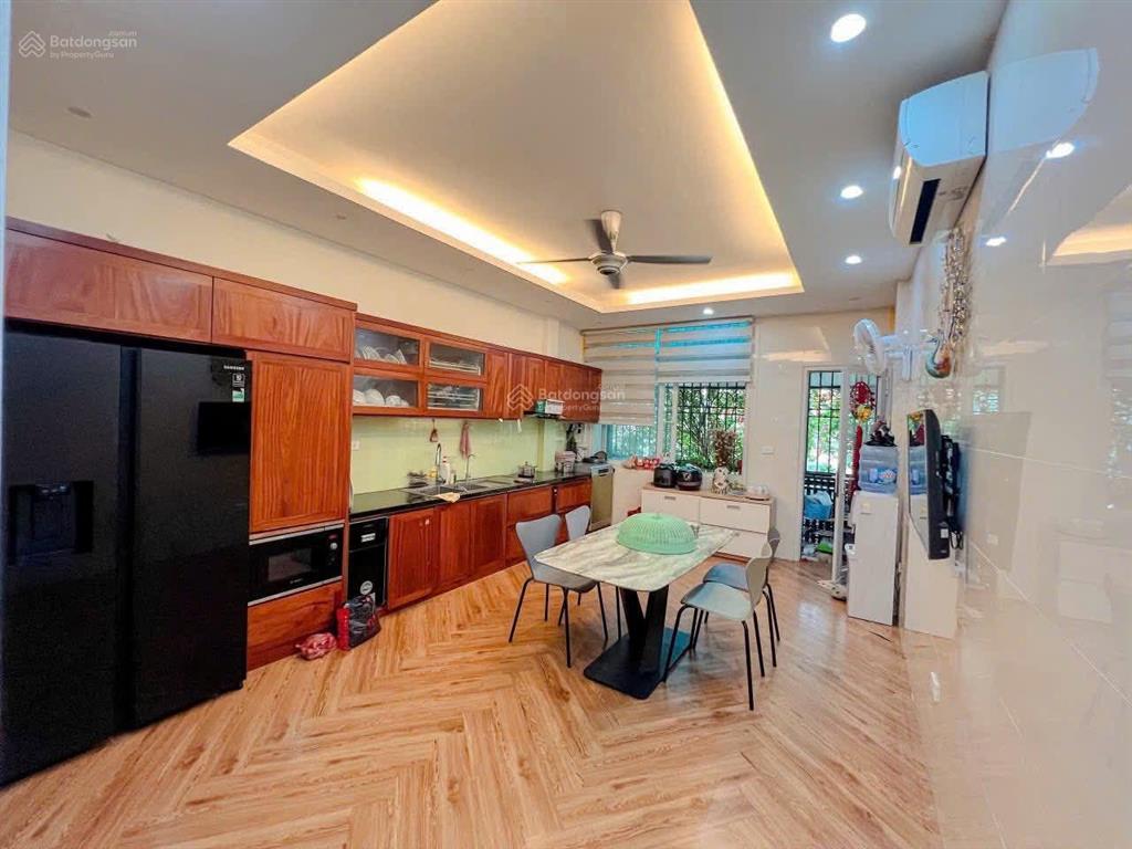 Lô góc võ thị sáu, siêu rộng giá hoa hậu 40m5t 7.8 tỷ, cách ô tô 30m, gần hồ kd