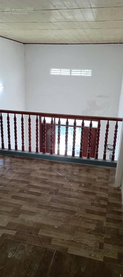 Bán nhà (quá kẹt tiền)  dt 64m2  2pn  ôtô  gần 2/4  vĩnh hoà  nha trang  chỉ 2tỷ750tr