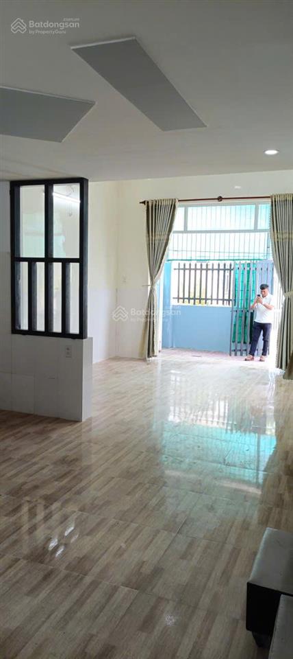 Bán nhà (quá kẹt tiền)  dt 64m2  2pn  ôtô  gần 2/4  vĩnh hoà  nha trang  chỉ 2tỷ750tr