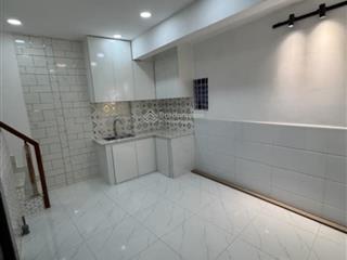 Nhà mới tân trang đường nguyễn văn luông trung tâm quận 6  ngay vòng xoay phú lâm