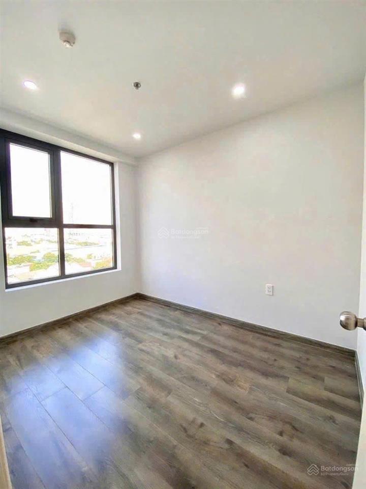 Bán cc bcons polaris 2pn 2wc, 2,5 tỷ, 52,6m2 gần chợ việt lập