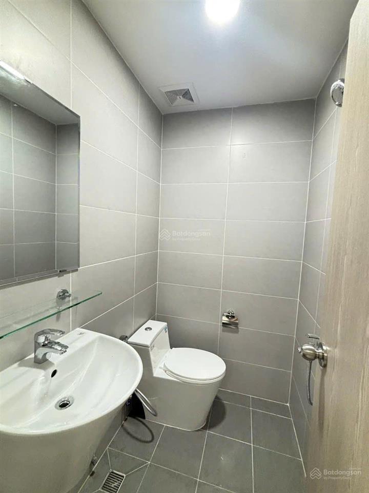 Bán cc bcons polaris 2pn 2wc, 2,5 tỷ, 52,6m2 gần chợ việt lập