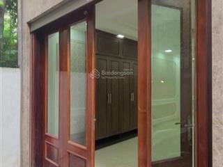 Bán nhà liền kề hồ tây  ngõ ô tô  5 tầng thoáng