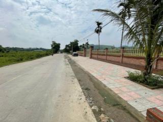 3 mặt tiền  1 mặt suối  9.069m² có 600m² thổ cư  thực tế 1,25ha