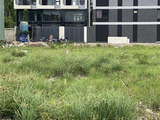 Đất có sổ hồng chín chủ
ngô chí quốc phường tam bình thủ đức diện tích 5x17 xây full thổ cư