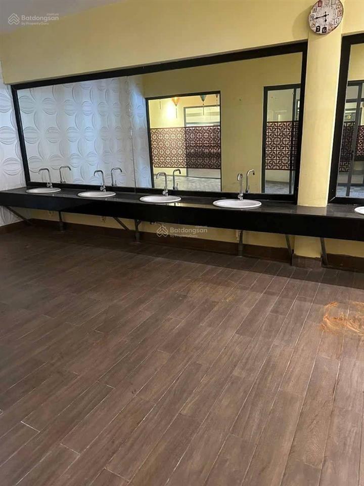 Bán gấp mặt tiền ngô quyền  ngang 15m  diện tích khủng 536m2 cực hiếm  khu vực sầm uất bậc nhất