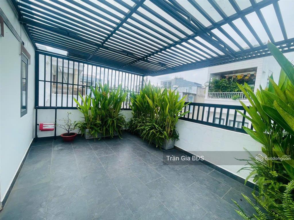 Nhà đẹp 5 tầng ( dt 5x12), hẻm xe tải quay đầu  p11 gv. giá 6,8 tỷ thương lượng