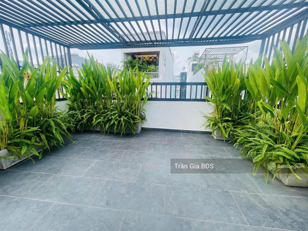 Nhà đẹp 5 tầng ( dt 5x12), hẻm xe tải quay đầu  p11 gv. giá 6,8 tỷ thương lượng