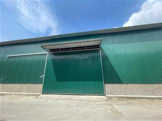 Cho thuê kho 450m2  cụm công nghiệp lại yên, km9 đại lộ thăng long