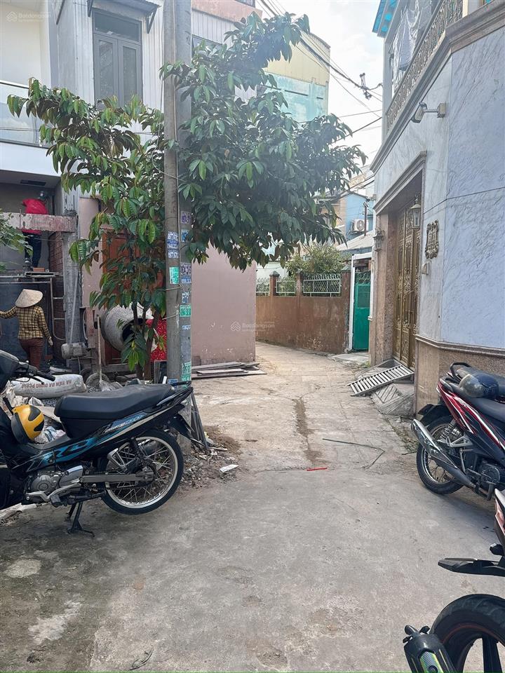 81.1 m2  lê văn việt, hiệp phú, q9 chỉ 5.65 tỷ