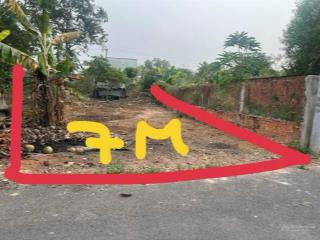 Thanh lý còn 1 lô đất mt 7m đường nhựa thông dài thới hoà bến cát dt 150m2 giá 950tr ,có shr .
