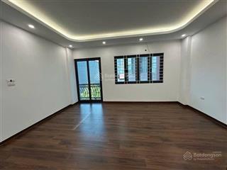 Có 1 không 2 bán nhà lô góc phố trường lâm, long biên