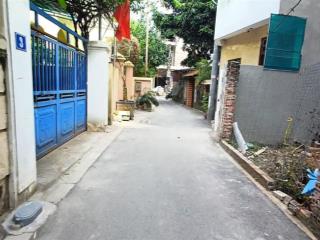 Cần bán gấp mảnh đất xã cổ bi, 6,7 tỷ, 70m2, mặt tiền 5m, ngõ ô tô 7 chỗ vào đất