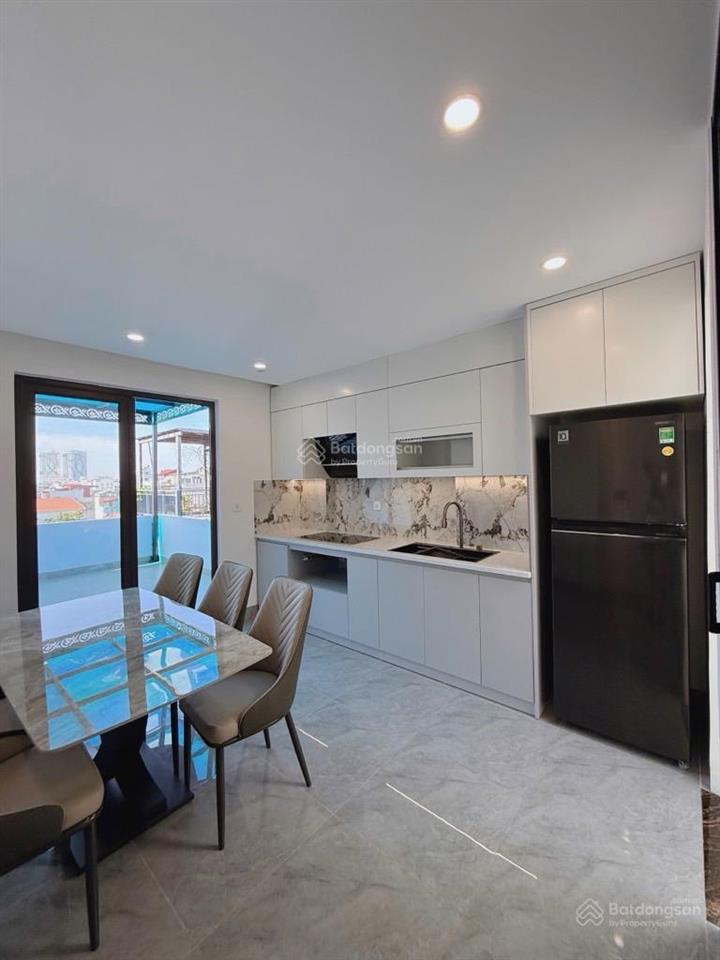 Bán căn siêu phẩm ngọc thụy  ngõ đẹp ô tô tránh  gần công viên, hồ điều hòa  full nội thất