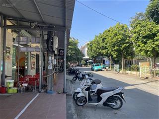 Cực phẩm phân lô đấu giá dòng tiền ~ 300tr/ năm . 12 phòng+ 2 kiôt/ dt 300m2 .