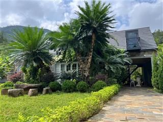 Chính chủ gửi bán căn villa nghỉ dưỡng siêu đẹp view suối tự nhiên tại phú cát, hòa lạc