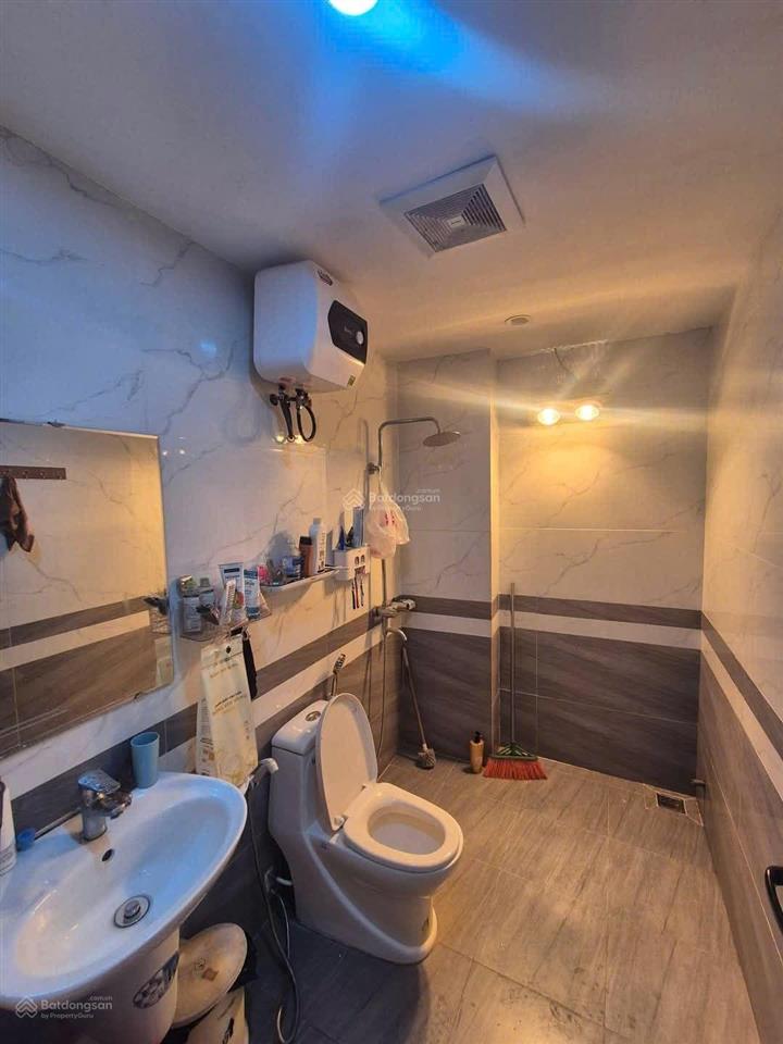 Nhà lương quán , ngõ oto giá chỉ 2x tỷ