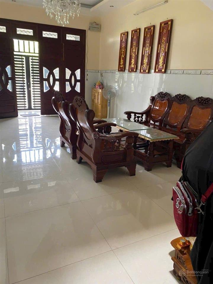 Nhà 4 tầng, khu biệt thự cao lỗ, 4 dài 20m, tttm aeon q8.