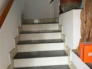 Nhát tien đang kinh doanh nhà goc 2 mat tien gia 21ty5 con thương lượng