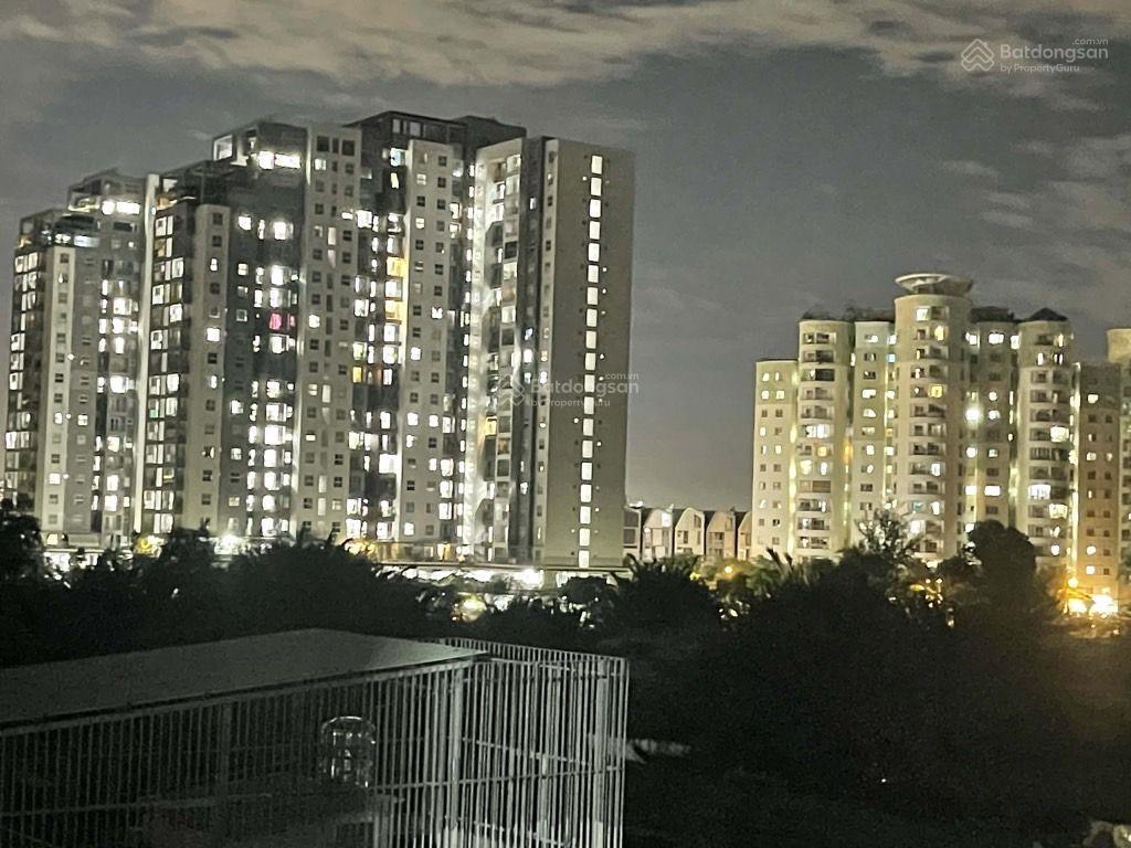 Nhà phạm thế hiển, giá 6tỷ5 ngang 3,6 dài 12m pháp lý sổ hồng rõ ràng