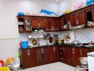 Gấp gấp chủ giam 3 ty còn 12 tỷ 9 nha mat tiền phạm thế hiển kinh doanh mua bán đông đúc