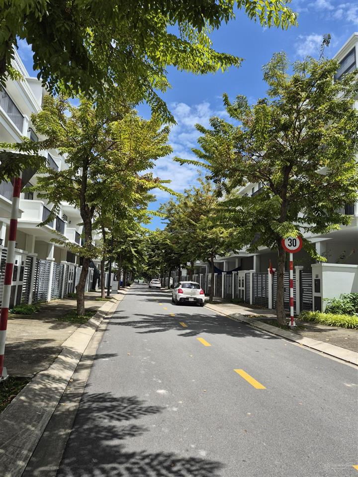 Bán nhà phố liền kề la vida vũng tàu, căn góc, mảng xanh, hàng hiếm hỗ trợ vay 70%