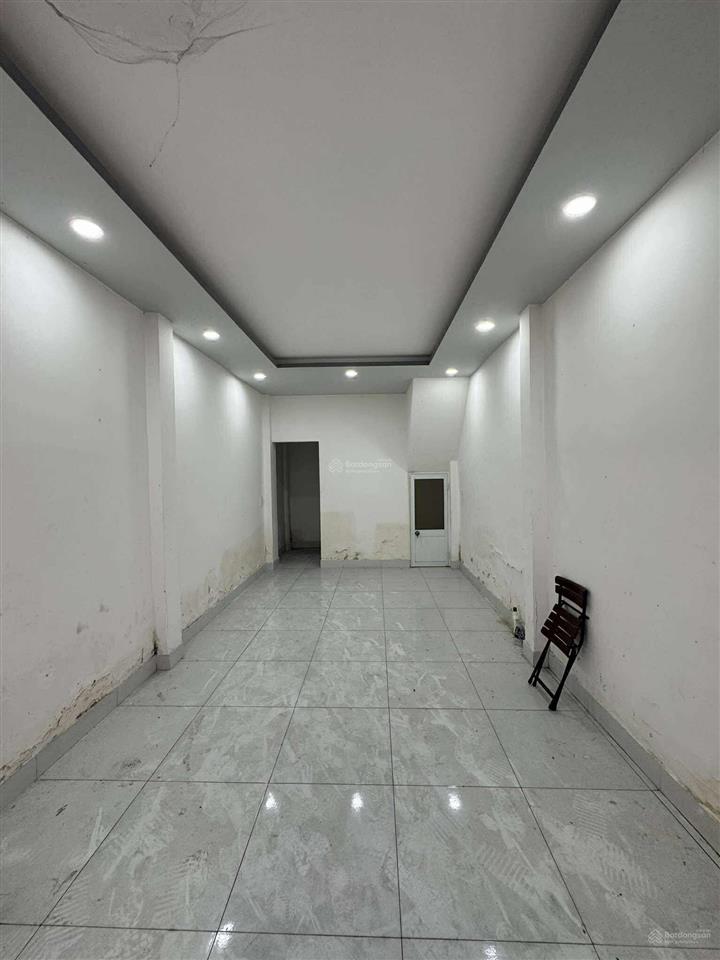 Bán nhà hxh thông  sát mt trần hưng đạo, q1  3 tầng  3.2x9.5m  6 tỷ+