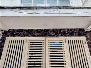 Bán nhà hxh thông  sát mt trần hưng đạo, q1  3 tầng  3.2x9.5m  6 tỷ+