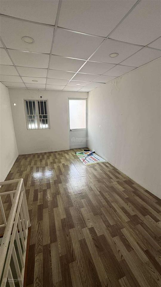 Bán nhà hxh thông  sát mt trần hưng đạo, q1  3 tầng  3.2x9.5m  6 tỷ+