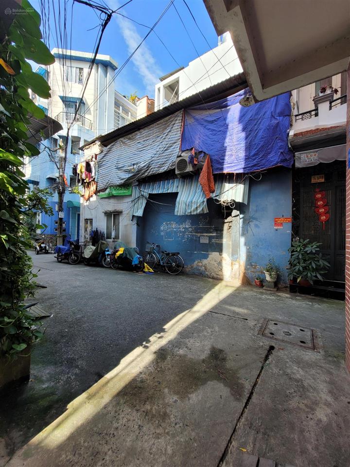 Bán nhà 3 tầng ngang 4m  q1  hẻm ba gác thông  5m ra hxh  20m ra mặt tiền  nhỉnh 4 tỷ