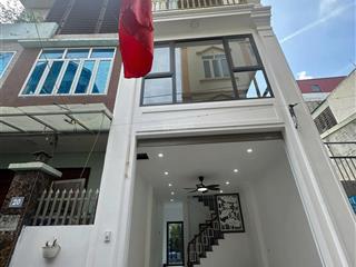 Cần tiền bán gấp nhà tây tựu giá rẻ