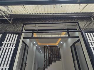 Bán gấp nhà gần đại học công nghiệp 35m2 4 tầng 5 tỷ