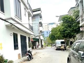 Phân lô giáo viên gần công viên trường học hồ điều hoà khu đẹp nhất ngọc thuỵ. ô tô tránh.