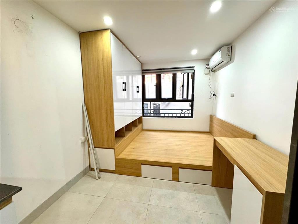 Bán nhà nghi tàm  20m mặt phố ô tô ngõ nông  nhà mới đầy đủ công năng  dt 32m2*4t  11,5tỷ