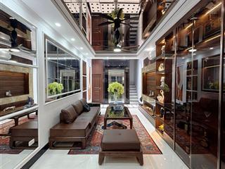 Nhà siêu phẩm 7 tầng thang máy nhà đẹp như khách sạn 5 sao mặt ngõ trung tâm ba đình. 56m2*7t 18tỷ