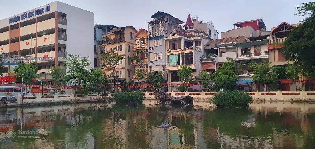 Bán nhà mảnh đất đẹp cách ô tô chỉ 30m  gần hồ  xây ccmn đỉnh