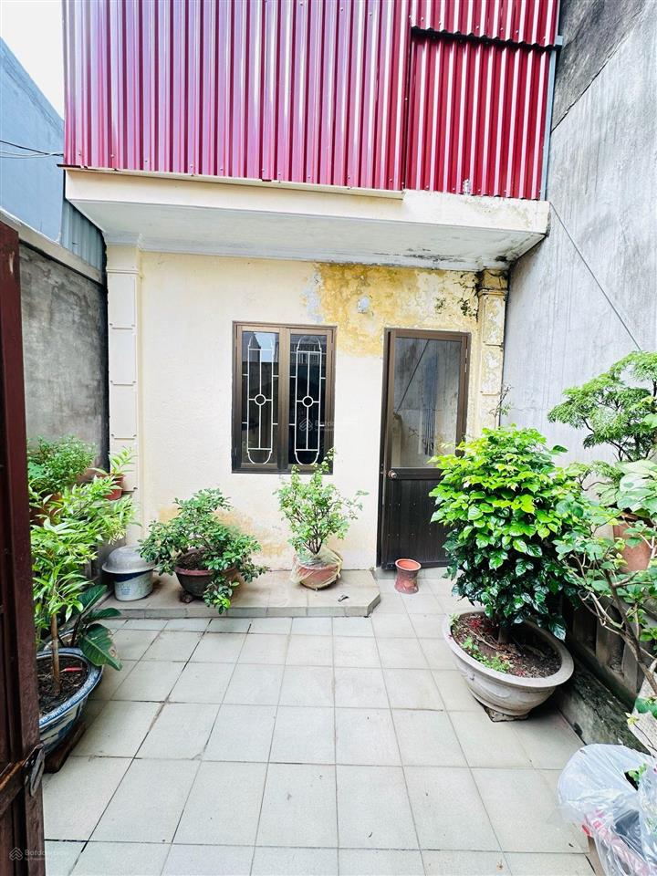 Bán nhà siêu hiếm phố víp láng hạô chờ thang máytrung tâm đống đacực gần phố, vị trí đỉnh, nhà 2