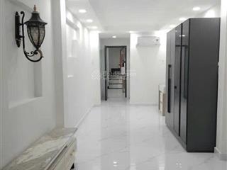 Bán nhà mặt phố tại nhật tảo, 10,8 tỷ, 30m2, 5 tầng, q10, hcm