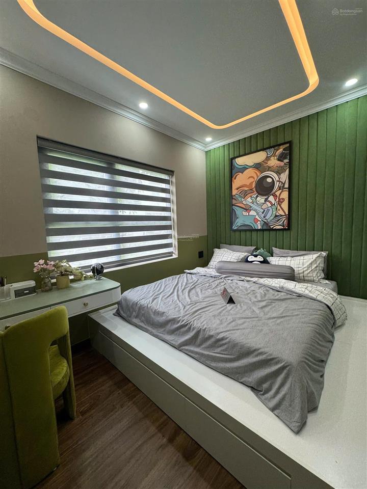 Bán căn hộ gần sân bay orchard parkview 2pn nhà đẹp tầng trung thoải mái